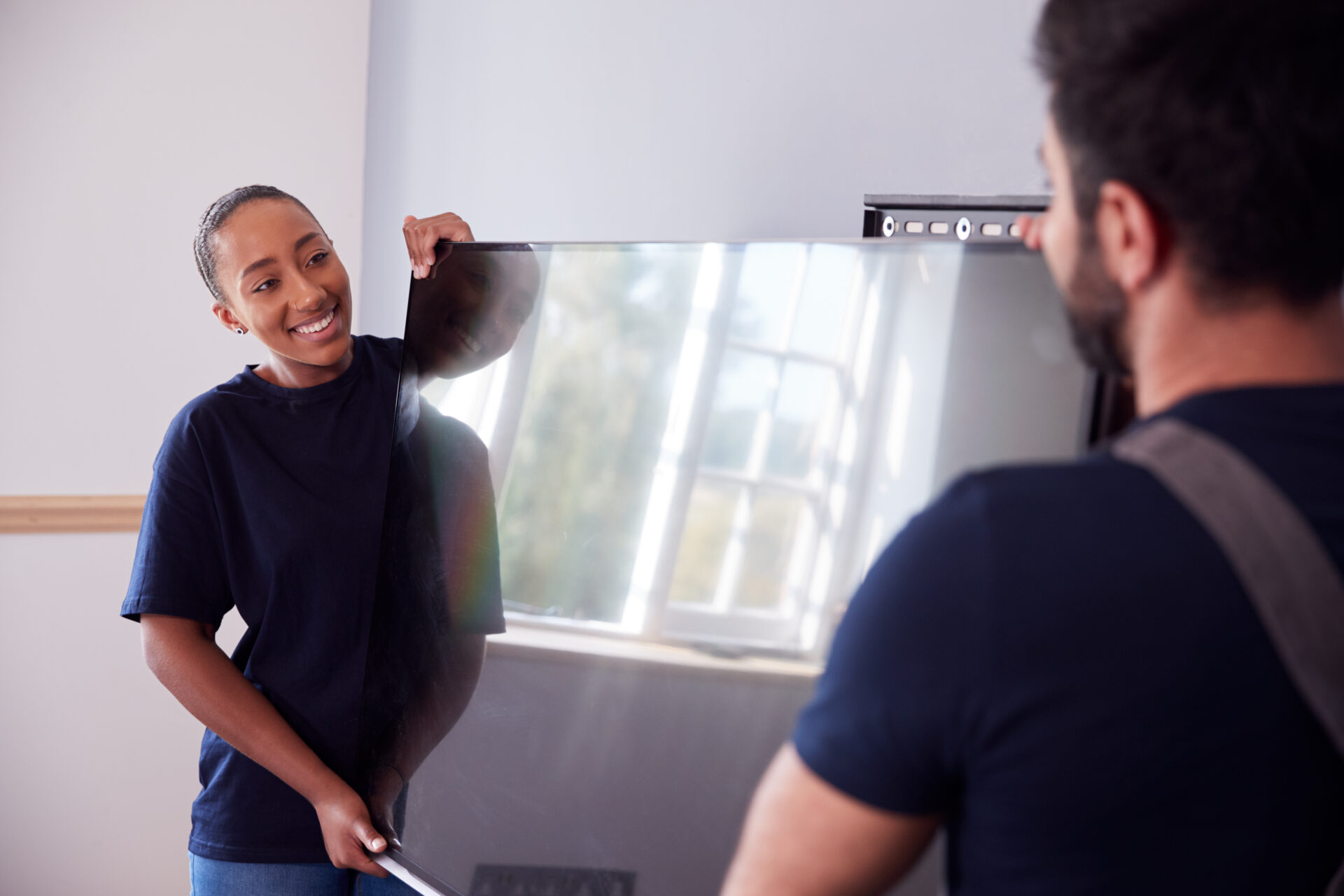 Który uchwyt do telewizora jest najlepszy? Ranking 2024 [TOP5]