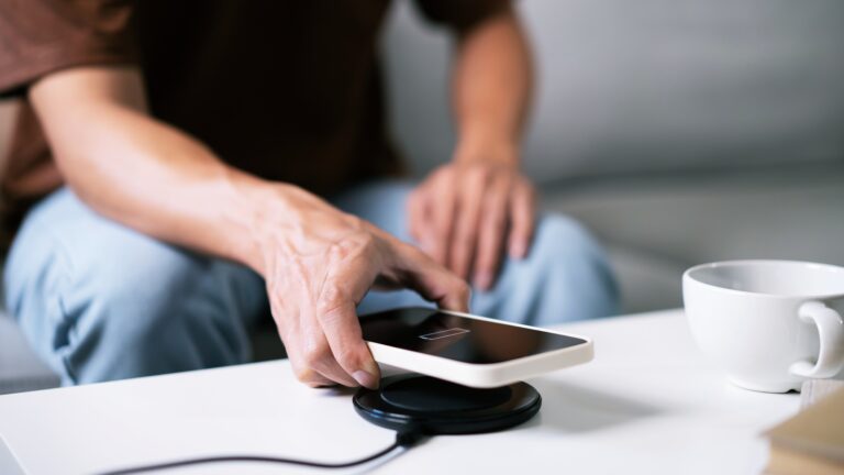 ładowarka indukcyjna ranking