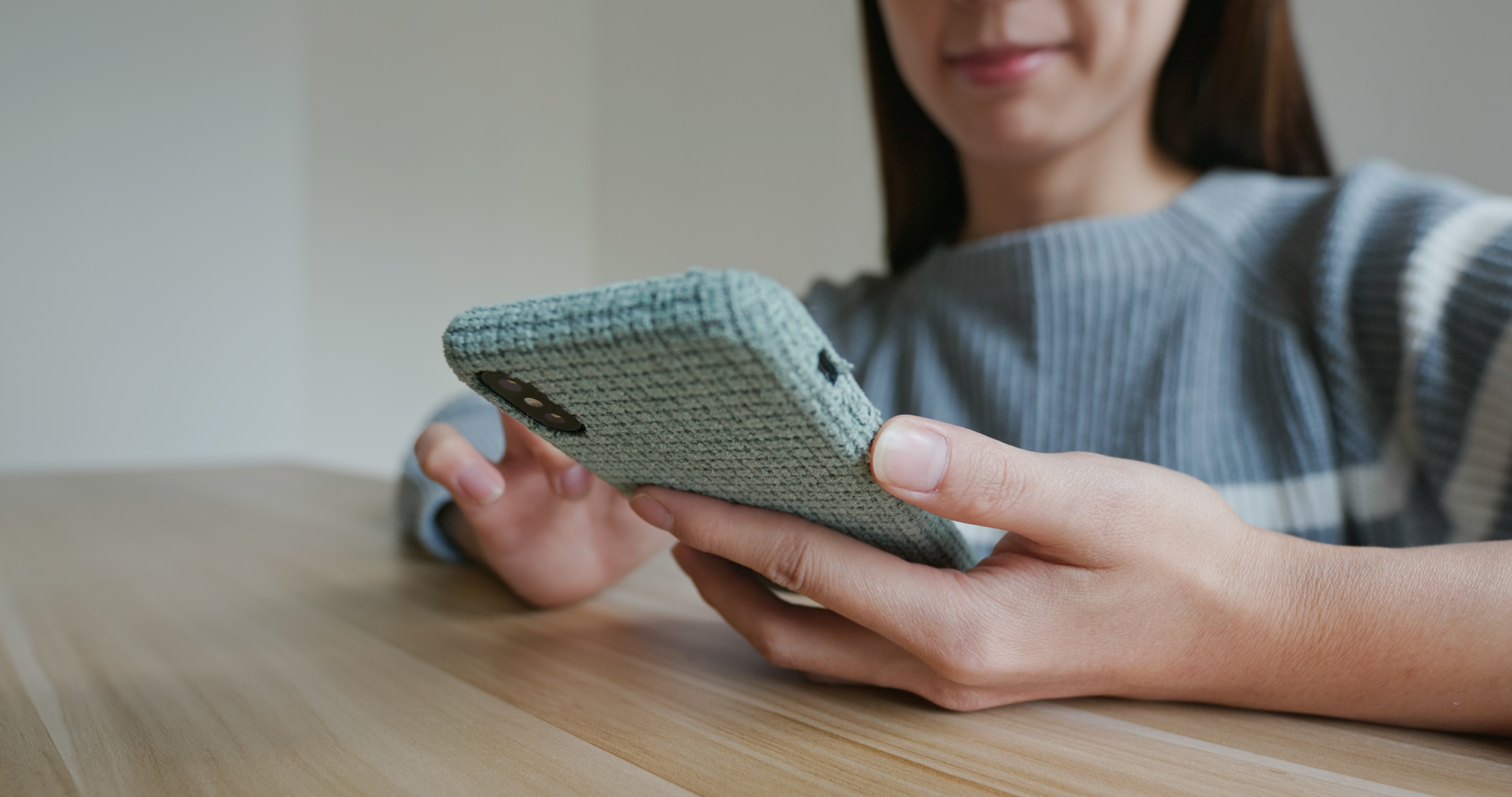 Która firma pokrowców na telefon jest najlepsza? Ranking 2025