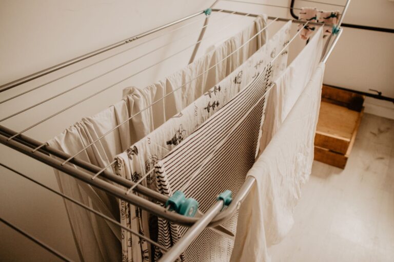 suszarka-na-pranie-do-lazienki-na-co-zwrocic-uwage-przy-zakupie (1)