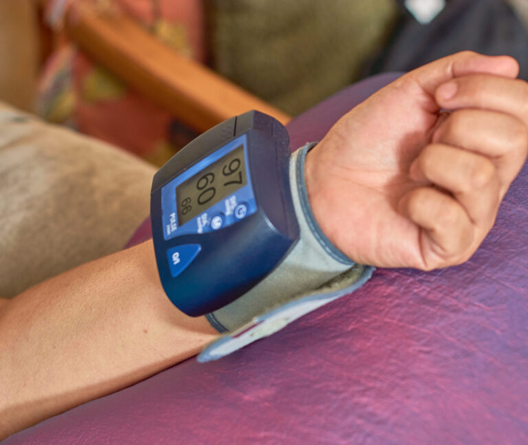 ciśnieniomierz nadgarstkowy
