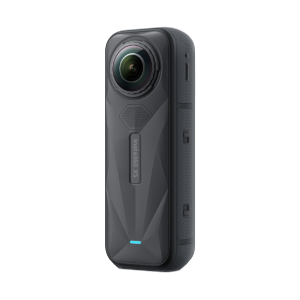 Insta360 X5