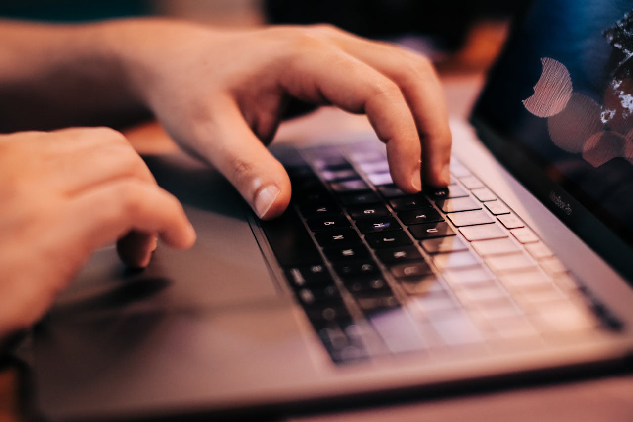 Co powinien mieć dobry laptop gamingowy? Nie tylko CPU i GPU